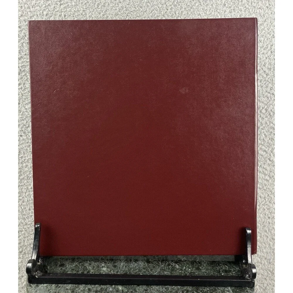 VTG 80s Floral & Faux Leather “Magnetic” Photo Album With 15 Double-Sided Pages
